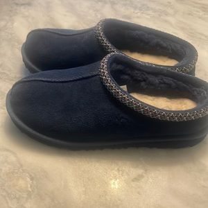 Brand New, Ugg Tasman